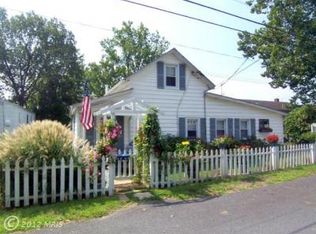 9117 3rd St, Lanham, MD 20706