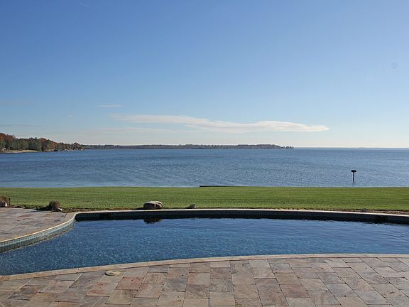 WIDE CORROTOMAN RIVER VIEWS