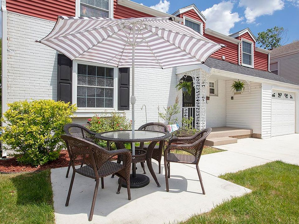2028 Linden Ave, Mishawaka, IN 46544 Zillow