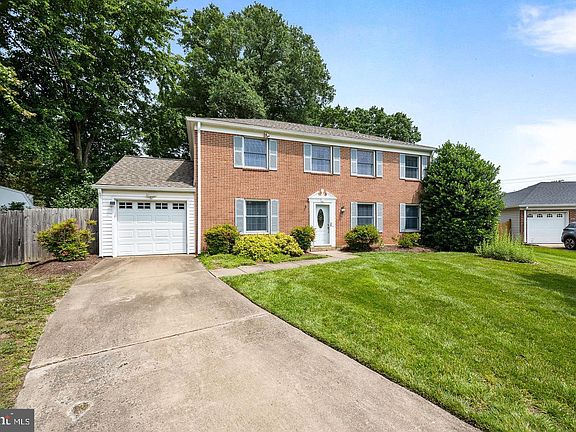 2nd image of 1213 Terrylynn Ct