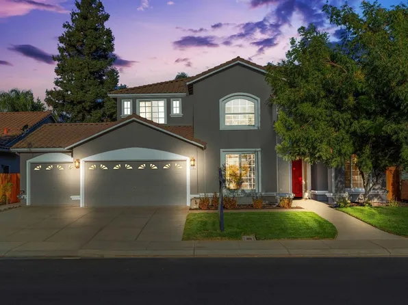 4105 Tierra Lago Dr, Modesto, CA 95356