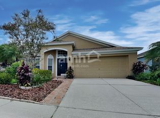 1044 Summer Breeze Dr, Brandon, FL 33511