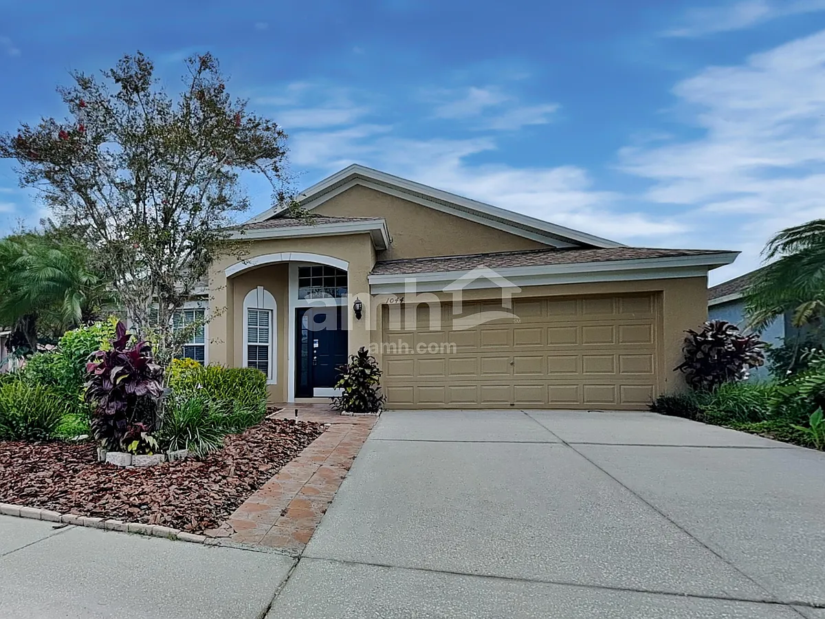 Primary Photo - 1044 Summer Breeze Dr