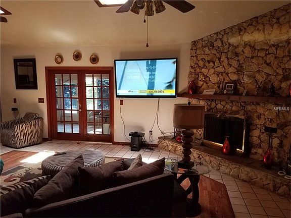 3rd image of 735 Lake Hiawassee Dr