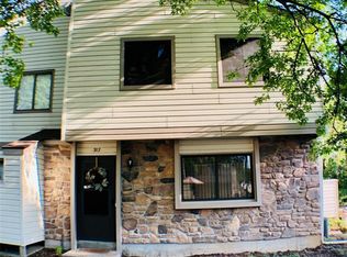 317 Rose Marie Ct UNIT D, Saint Peters, MO