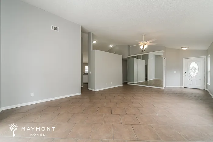 11413 Kenley Cir — Photo 5