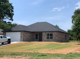 448 Western Hills Dr, Durant, OK 74701