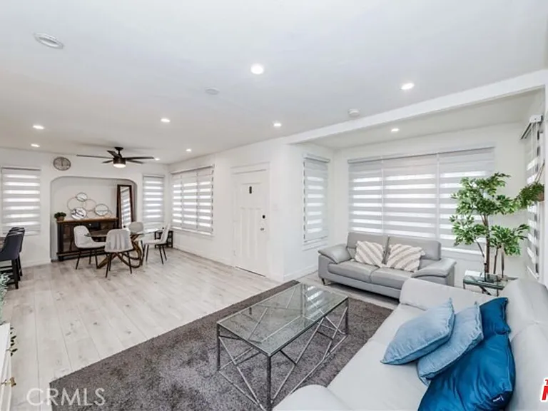 1238 S Muirfield Rd — Photo 1