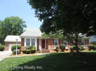 6401 Bridgeport Dr, Charlotte, NC 28215