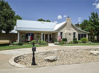 5014 Rio Vista Dr, Granbury, TX 76049