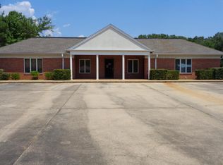 2200 5th St N, Columbus, MS 39705