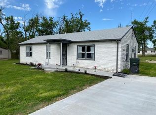 215 N Richards Ave, Midwest City, OK 73130