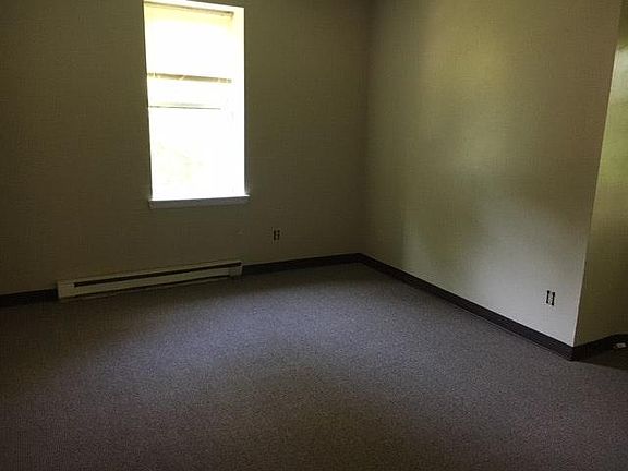 2nd image of 131 N Willow St APT 2