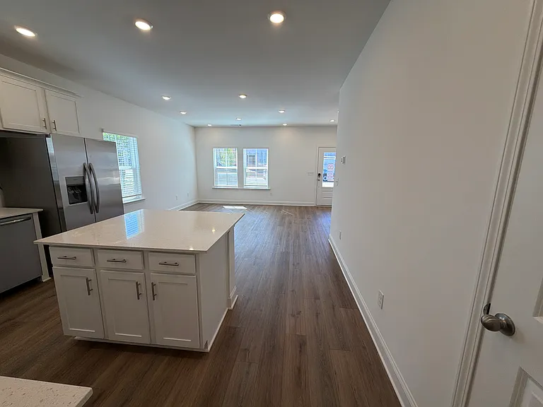 105 Prospect Ave — Photo 25