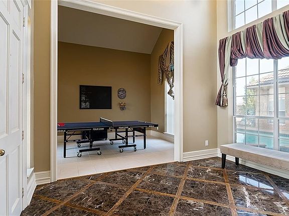 2nd image of 7000 Sedgehill Ct