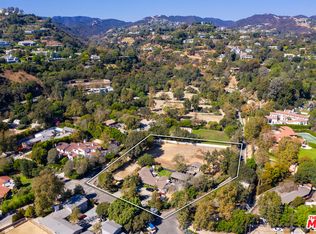 1614 Old Oak Rd, Los Angeles, CA 90049