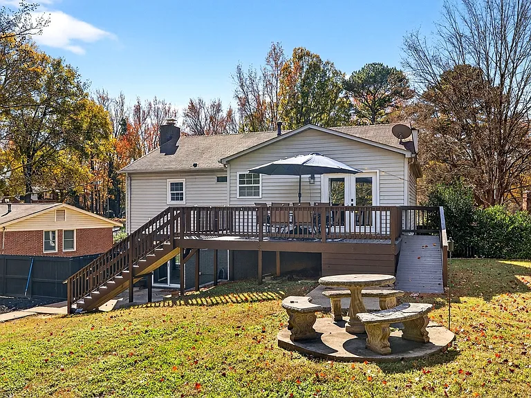 6013 Ferndale Pl — Photo 39