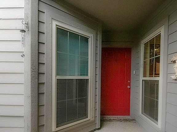 4th image of 1146 W Fromage Cir
