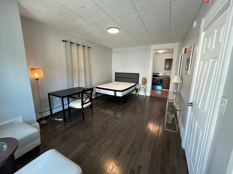 14 Northampton St #1F — Photo 3