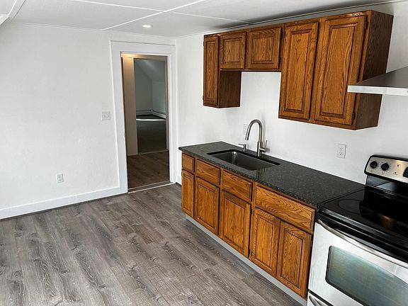 3rd image of 18 Forest St #3