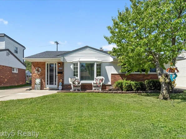 18560 Valade St, Riverview, MI 48193