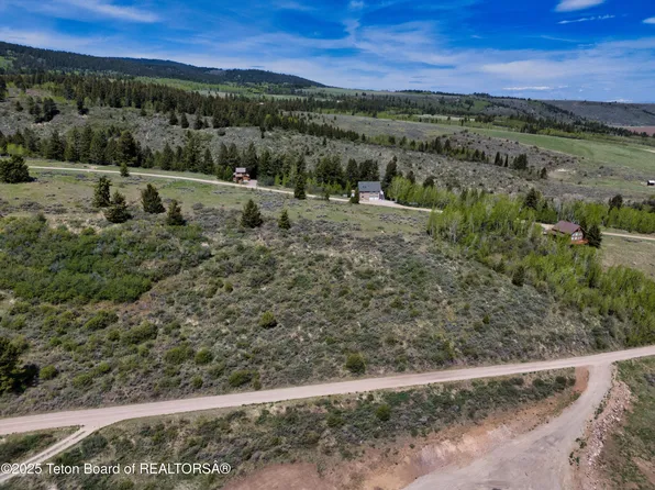 2401 Grandview Dr, Tetonia, ID 83452