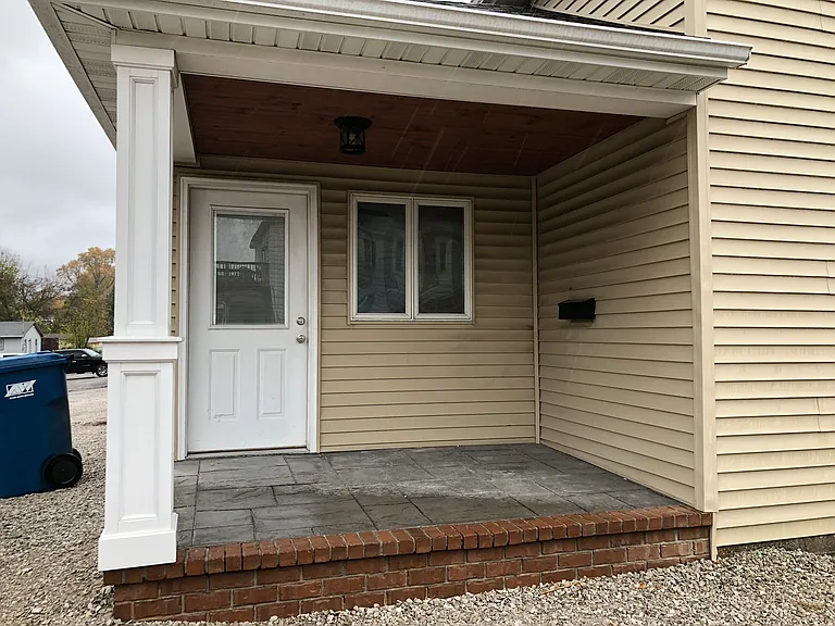 907 Vandalia St — Photo 18