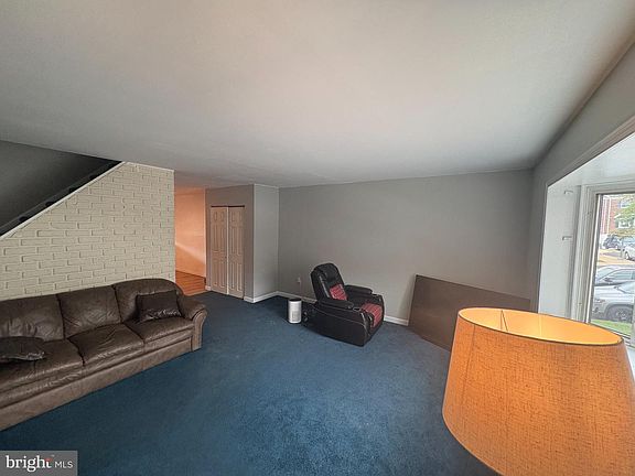 4th image of 10919 Carey Pl