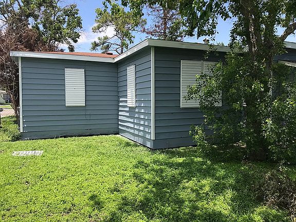 5th image of 438 Clark Dr