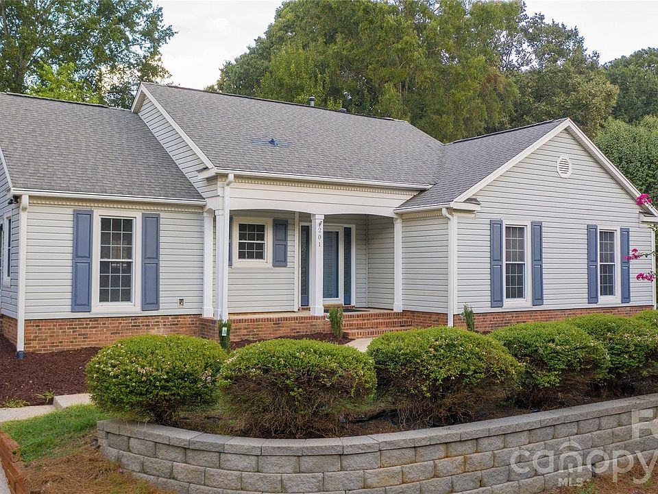 1st image of 201 Sandymead Rd