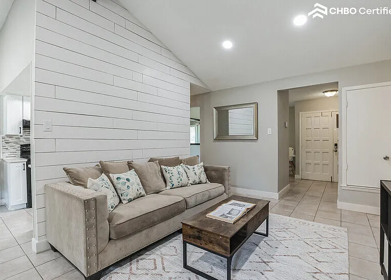 14319 Briartrail St — Photo 5