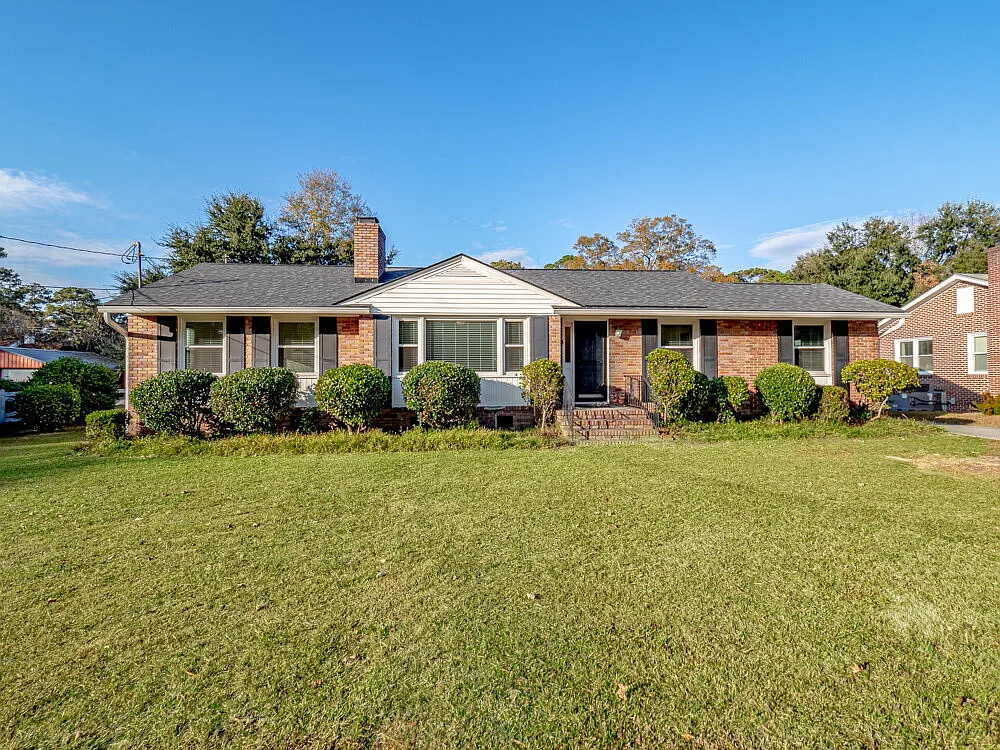 3 bed, 2.0 bath, 1454 sqft, $1,750 — Photo 4