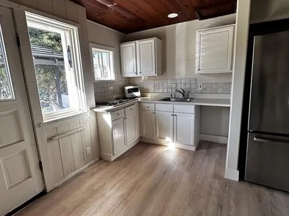 43 Laureles Grade #2, Salinas, CA 93908
