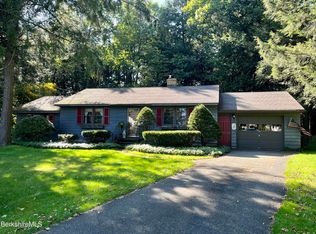 28 Chestnut St, Dalton, MA 01226