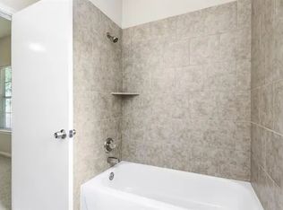 12030 Privada Saratoga Ave, Houston, TX 77076