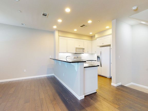 5th image of 1007 Maritime Way