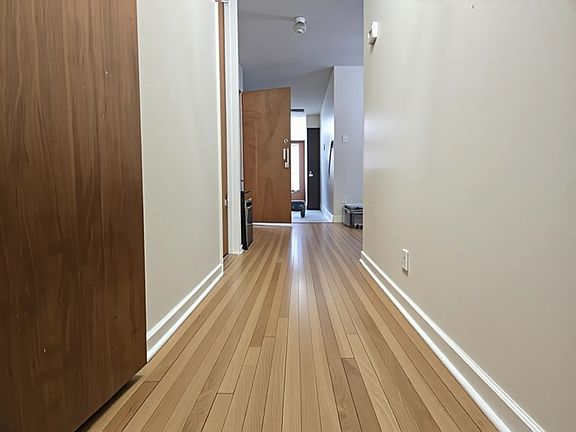 4th image of 1224 E 9th St Floor 1