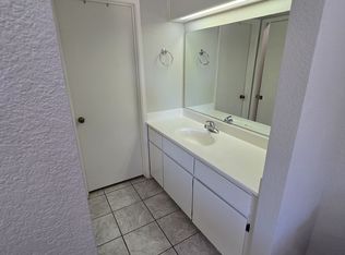 2354 Alta Garden Ln #B, Sacramento, CA 95825