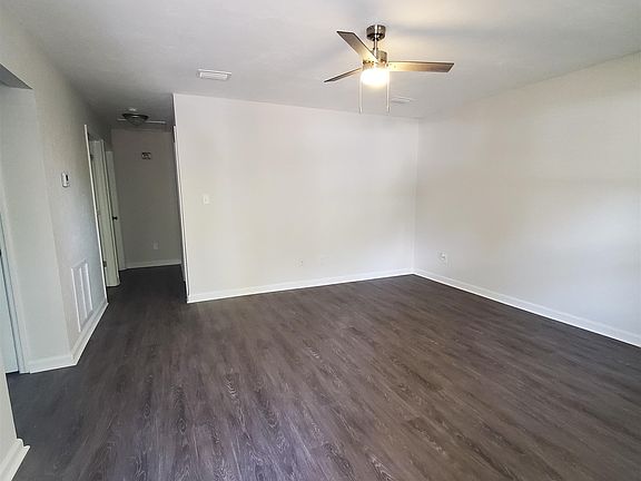 4th image of 5568 Lumberjack Ln #A