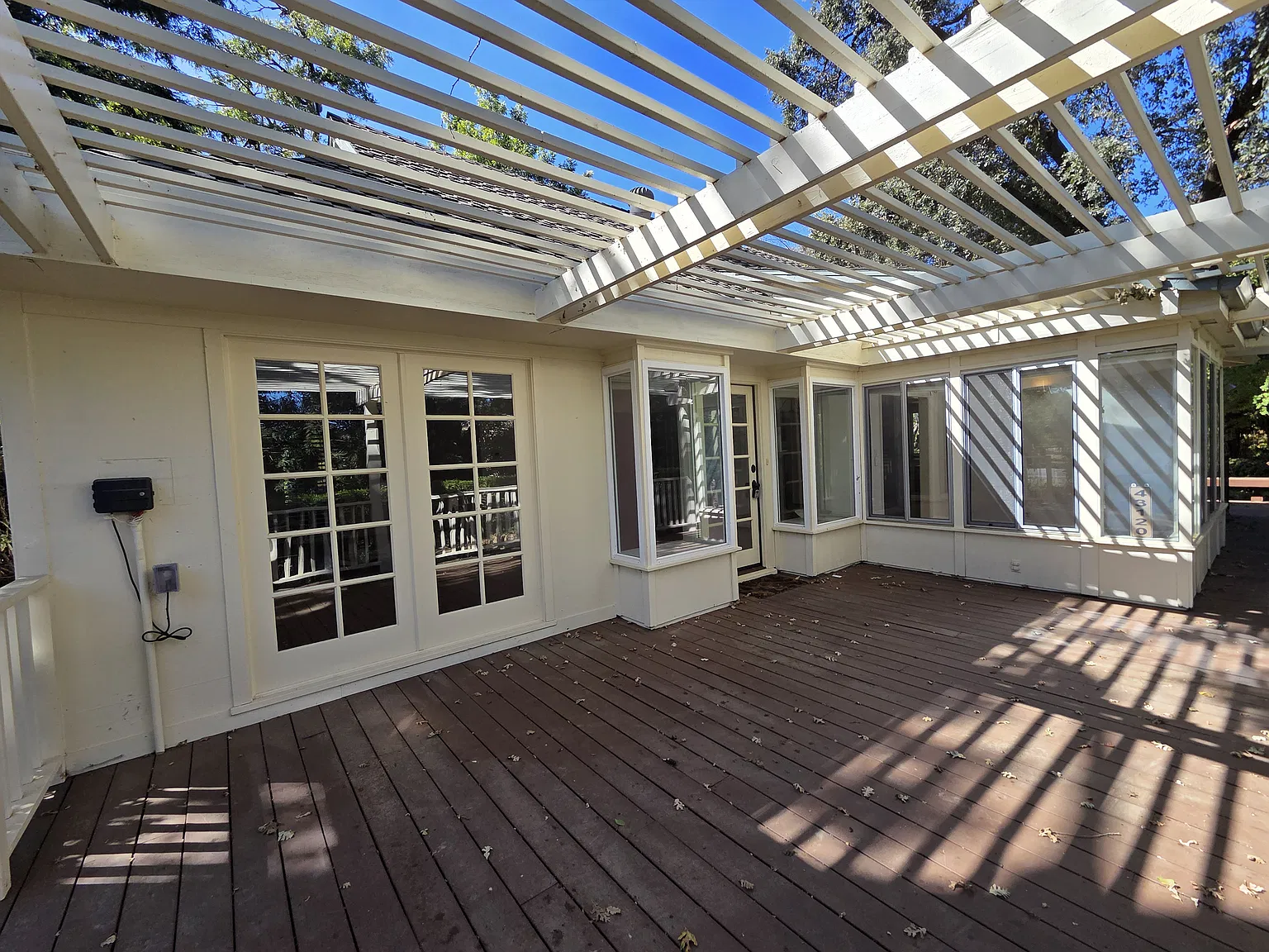 3 bed, 2673 sqft, $3,500 — Photo 2