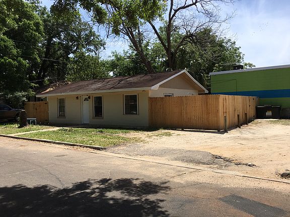 2nd image of 2043 W Godfrey St