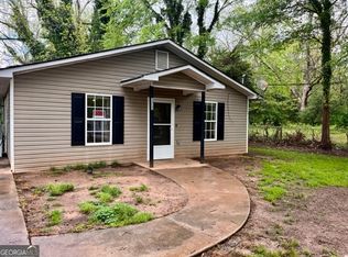 1313 D F Fuller Dr, Griffin, GA 30224