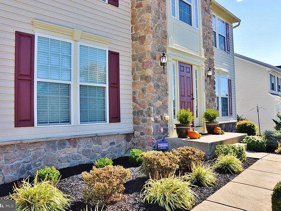 4th image of 17315 Kennebeck Ln
