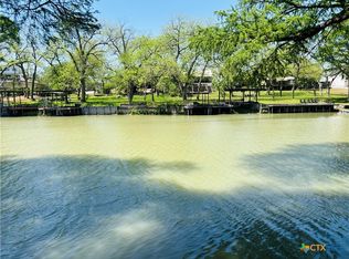 566 Cypress Rdg, Mc Queeney, TX 78123