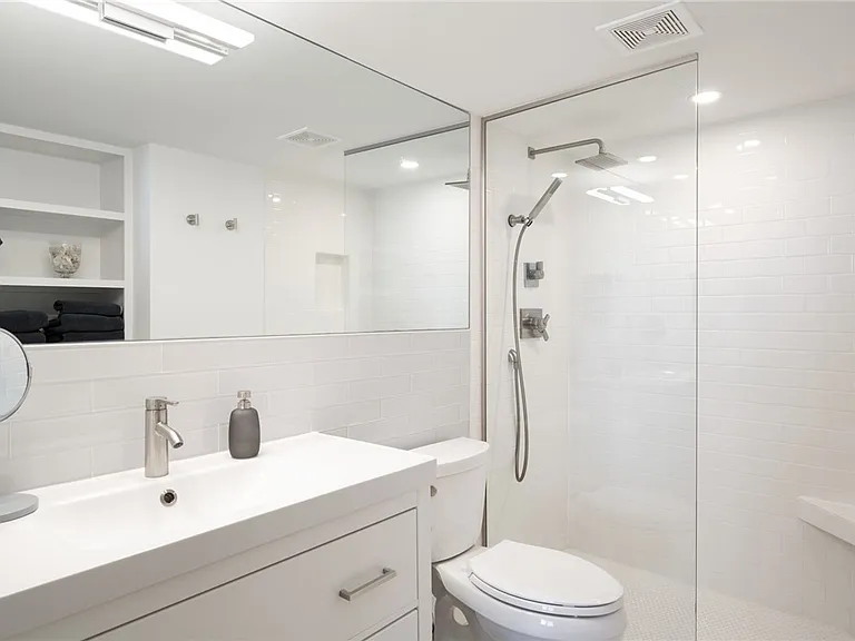 3554 Ocean Drive 703S #802S — Photo 29