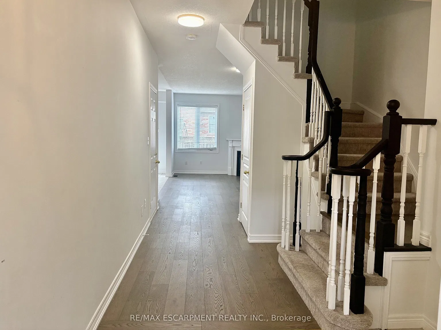 3 bed, $3,500 — Photo 3