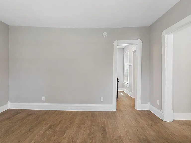 713 W Illinois St #3 — Photo 7