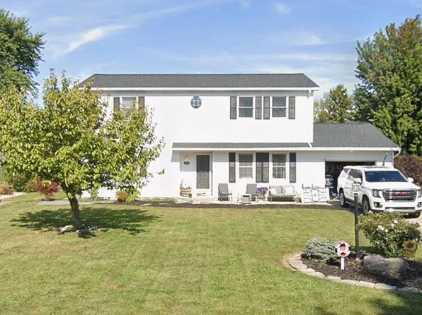 313 Linden Way Dr, Sandusky, OH 44870