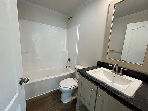 5th image of 260 Cambridge