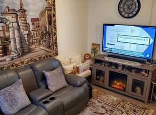 4150 N Sacramento Ave APT G, Chicago, IL 60618